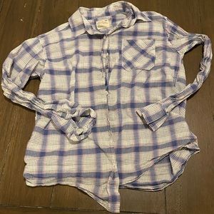 🔴 American Eagle Button Down